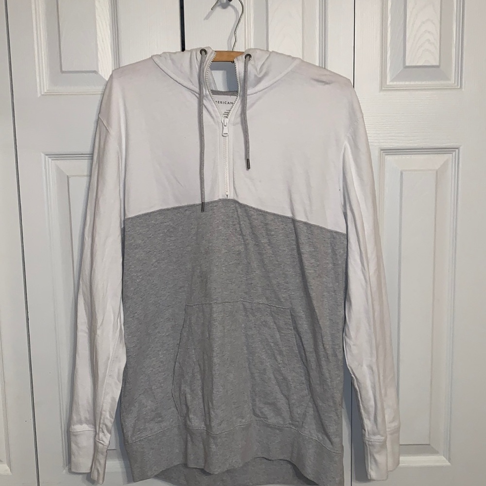 Men’s White and Gray Zip-up Hoodie
